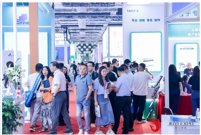 智慧养老亟待一场“信任破冰”